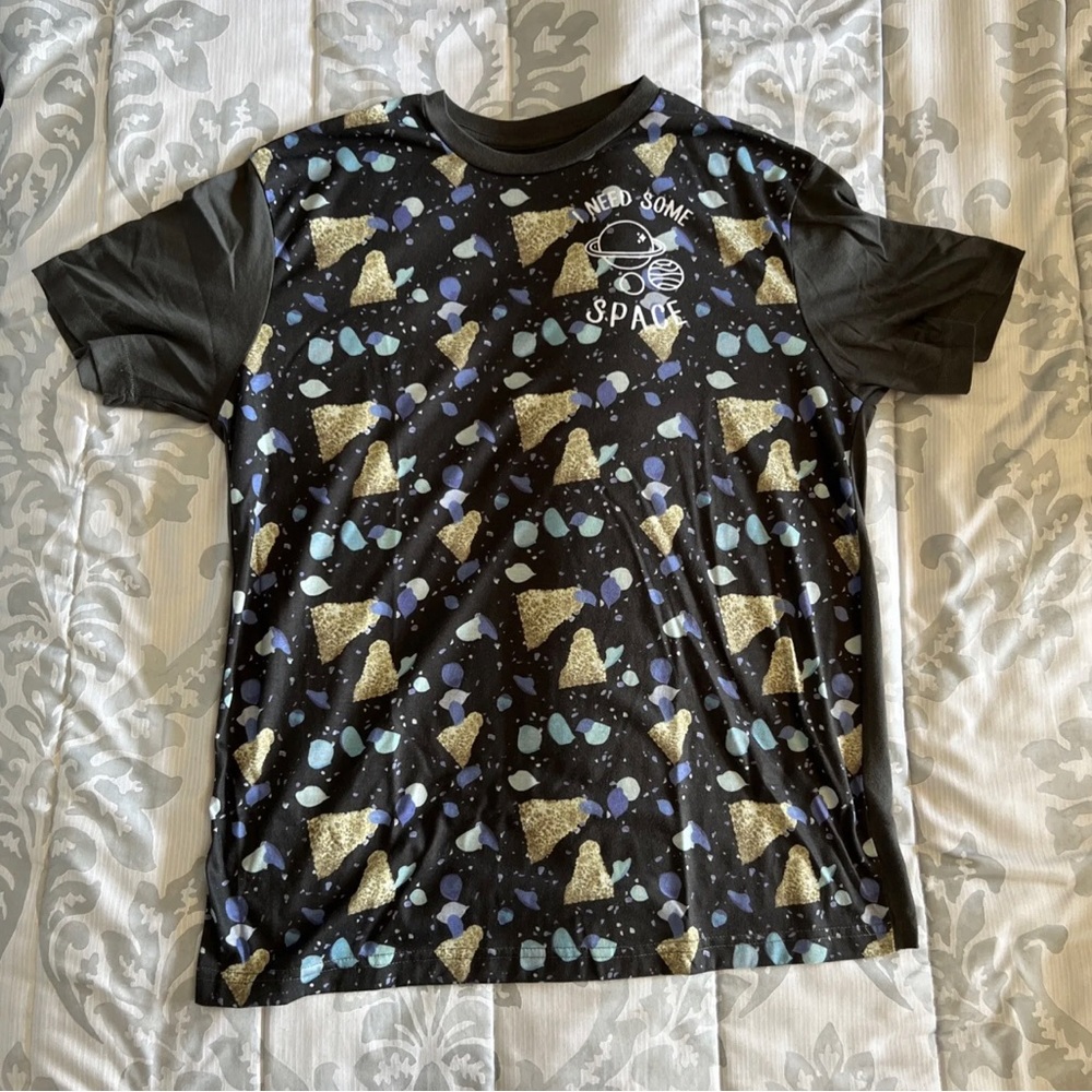 Bench-"Need some space" T-Shirt-medium. (Read description)